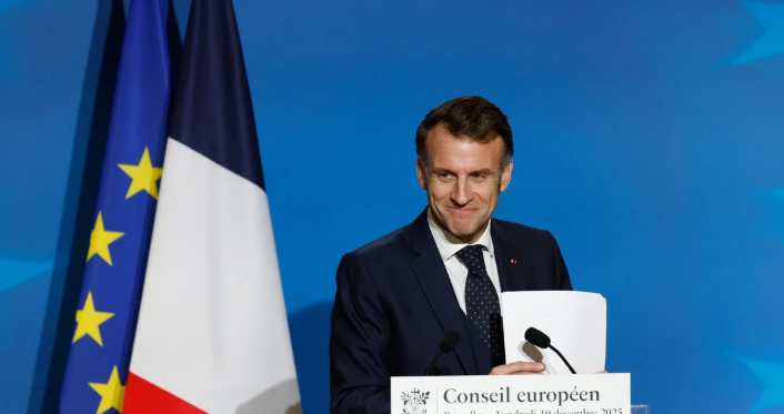 Макрон зробив заяву щодо відновлення переговорів між Європою та РФ